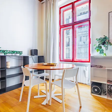 Adm Boutique Old Town Center Loft, Projector - Movie Apartament Bratysława